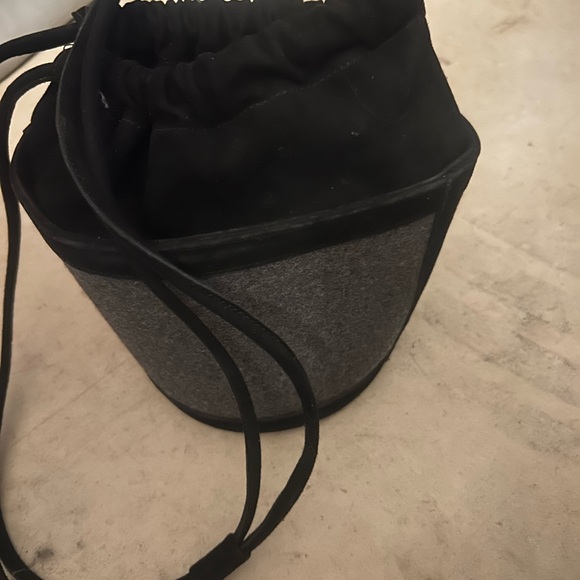 Martinez Valero Black and Gray drawstring wall/suede leather bucket bag - Picture 1 of 3